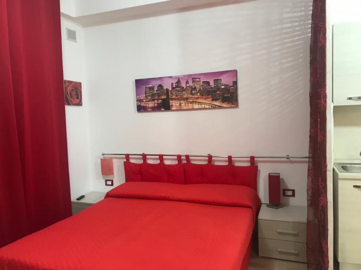 Da Gianni E Bea Hotel Foligno Bagian luar foto