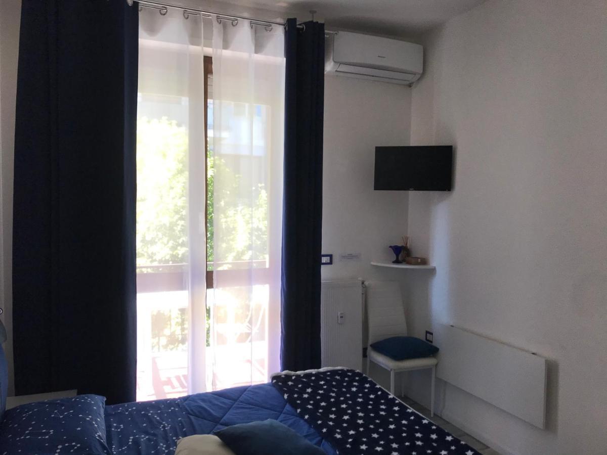 Da Gianni E Bea Hotel Foligno Bagian luar foto