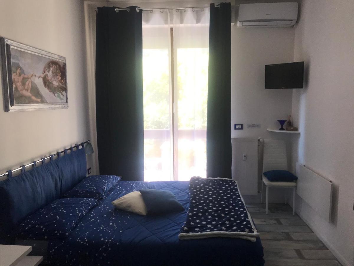 Da Gianni E Bea Hotel Foligno Bagian luar foto
